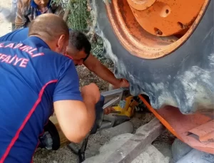 Kadirli’de Devriye Traktör Kazası