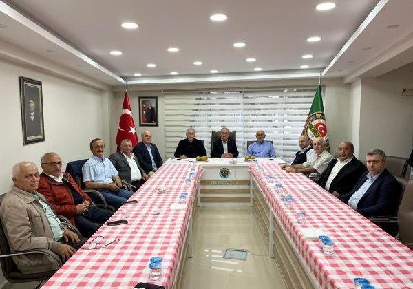 KAHVERENGİ KOKARCA BÖCEĞİ İLE TOPYEKÜN MÜCADELE BAŞLADI