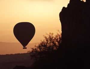 Kapadokya’da sıcak hava balonları rekora uçtu