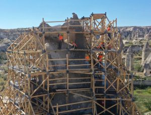 Kapadokya’da peribacaları restore ediliyor