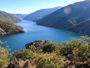 Karakaya Baraj Gölü: Doğanın Harikası