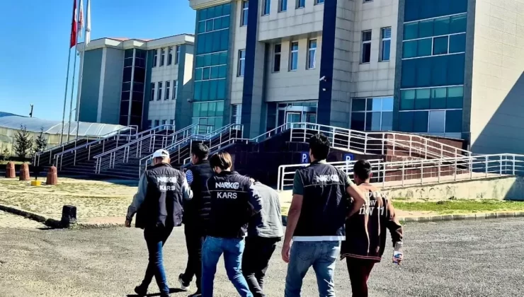Kars’ta Uyuşturucu Operasyonu: 3 Tacir Tutuklandı