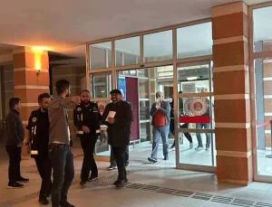 Kastamonu Entegre’ye Operasyon: 3 Tutuklama