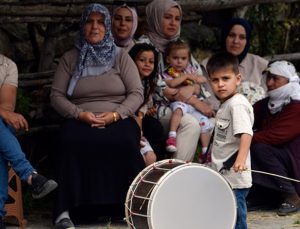 Kastamonu’da küçük davulcu, köy düğünlerin vazgeçilmezi oldu