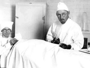 Keçi Testisi İle ‘Tedavi’: John Brinkley’nin Hikayesi