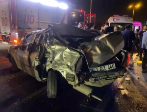 Kocaeli’de İki Tır Kazası: 2 Yaralı, Sürücüler Kaçtı