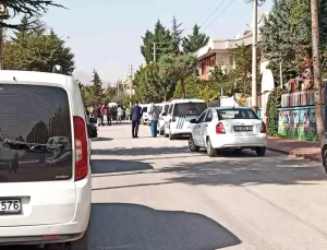 Konya’da polis memuru bıçakla yaralandı