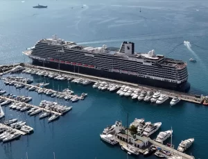 Kruvaziyer MS Nieuw Statendam Marmaris’e Geldi