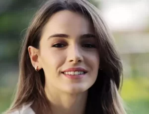 Kubilay Aka aşkıyla gündemden düşmeyen Hafsanur Sancaktutan regl açıklamasıyla dikkat çekti