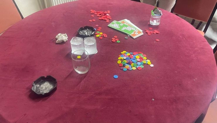 Küçükçekmece’de kumar baskını: 21 kişiye para cezası