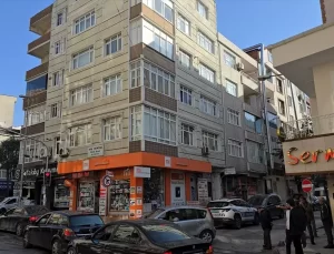 Küçükçekmece’de Riskli Apartman Boşaltıldı