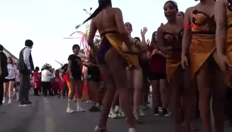 Kuşadası Sokak Festivali Başladı