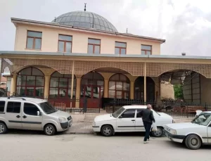 Malatya’daki Camilerde Restorasyon Devam Ediyor