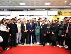 Mansur Yavaş, Başkent Arıcılık Zirvesi’nde Tarımın Stratejik Önemi Üzerine Konuştu