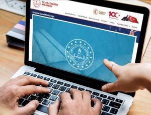 MEB’den lise öğrencileri için yeni yapay zeka platformu “MEBİ”: MEBİ nedir, nasıl kullanılır?