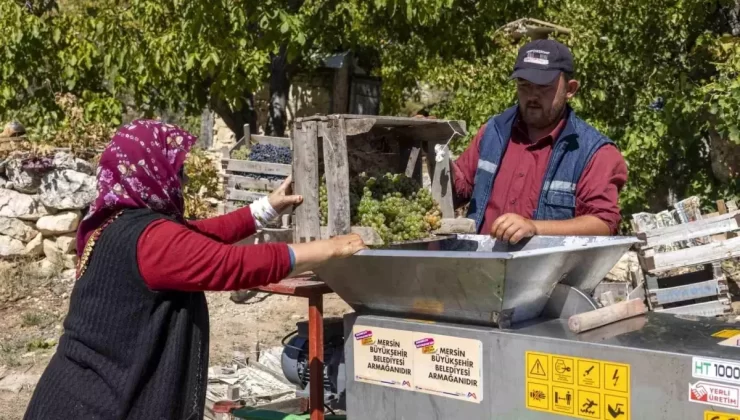 Mersin’de Üzüm Sıkma Makinesi ile Üretim Hızlanıyor