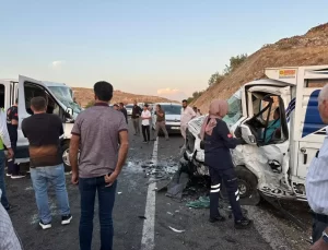 Midyat’ta Kaza: 4 Yaralı