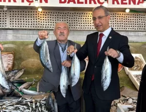 Milletvekili Dusak, Deniz Müzesi’ni Ziyaret Etti