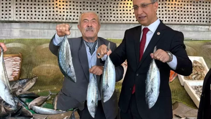 Milletvekili Dusak, Deniz Müzesi’ni Ziyaret Etti