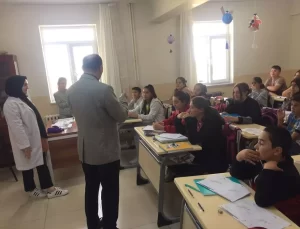 Milli Eğitim Müdürü Gül Okulları Ziyaret Etti