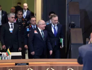 Milli Savunma Bakanı Güler, NATO Toplantısında