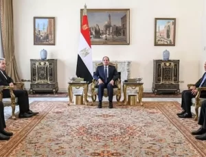 Mısır ve İran İlişkileri Gelişiyor