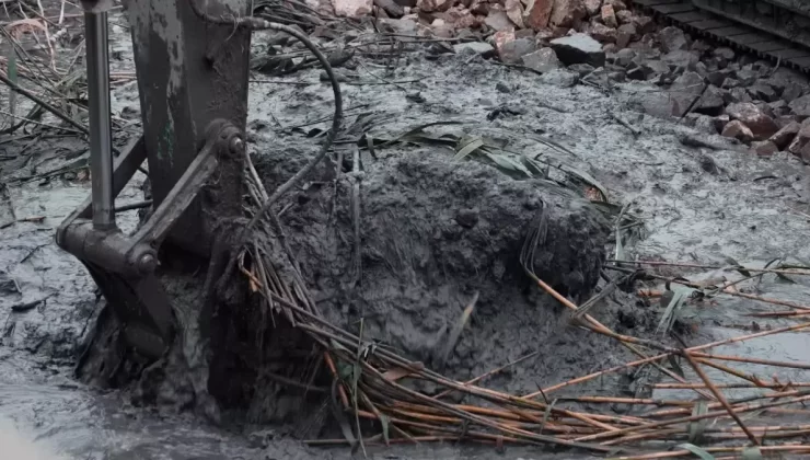 Mogan Gölü’ndeki Atıkların Temizlenmesi İçin Çalışmalar Başladı