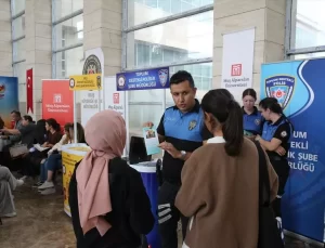 Muş’ta El Ele Projesi ile Öğrencilere Bilgilendirme