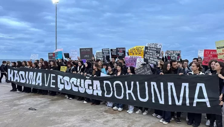 Öğrenciler Kadın Cinayetlerine Karşı Yürüdü