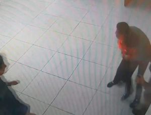 Öğretmenden öğrencisinin hayatını kurtaran müdahale