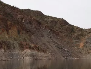 Oltu-Artvin yolu 45 gündür kapalı