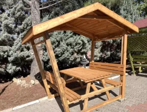 Osmaneli Belediyesi’nden Okullara ve Parklara Kamelya Dağıtımı