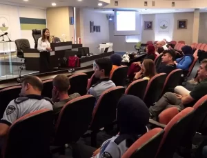 Osmangazi Belediyesi’nden Sağlıklı Beslenme ve Ofis Ergonomisi Eğitimi