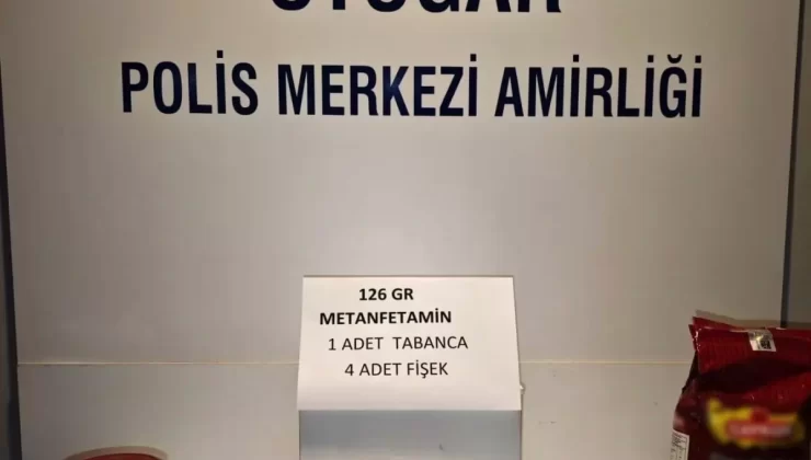 Otobüs İstasyonunda Uyuşturucu Yakalandı
