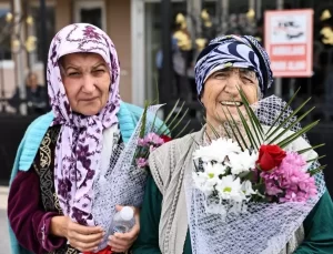 Özel Gereksinimli Çocuklar, Dünya Yaşlılar Günü’nde Huzurevi Ziyareti Gerçekleştirdi