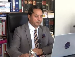 Özel hastanelerdeki doktorların BAĞ-KUR’lu olması yolsuzluklara neden olabiliyor