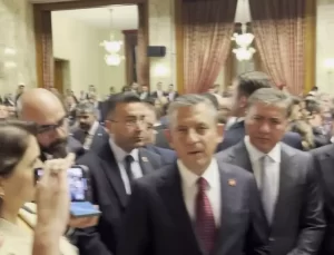 Özel’den Erdoğan’a: “Emeklilik Tercih Ediyorsa Kendi Tercihi Ama Bizim Onun İçin Bir Erken Emeklilik Planımız Var”