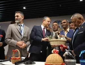 Özgür Özel: Romanlar için gıda enflasyonu yüzde 60