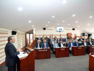 Pendik’te Caddeye Recai Kutan’ın İsmi Verildi