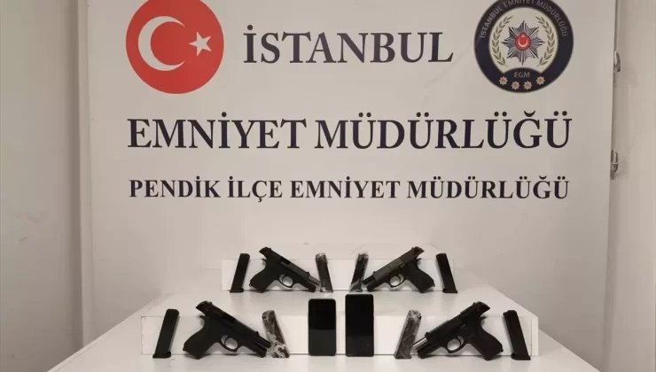Pendik’te Ruhsatsız Silahlarla Şüpheli Tutuklandı