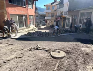 Posof’ta Altyapı Çalışmaları Devam Ediyor