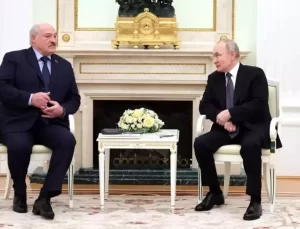 Putin, Lukaşenko’ya Aziz Andreas Nişanı Verdi