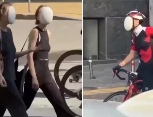 Putin’in kameralarla takip ettirdiği Rus vatandaşları sokağa beyaz maskeyle çıkmaya başladı