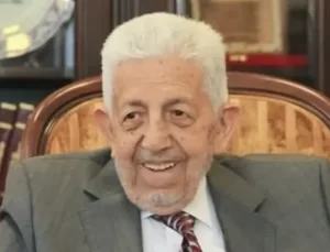 Recai Kutan vefat etti!