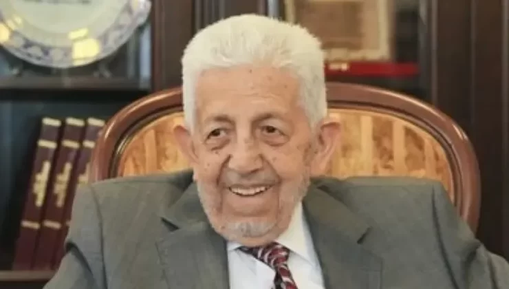 Recai Kutan vefat etti!