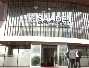 Recai Kutan Vefat Etti