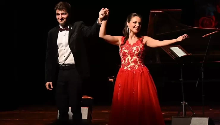 Rus Opera Sanatçısı Shelehova İstanbul’da Konser Verdi