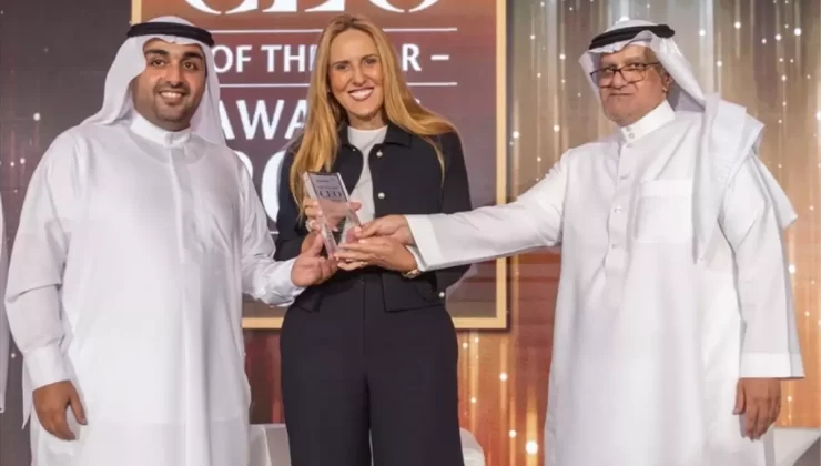 Rüya Bayegan’a Başarı Ödülü