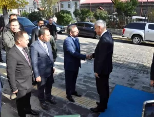 Sağlık Bakanı Kemal Memişoğlu Kars’ta Ziyaretlerde Bulundu