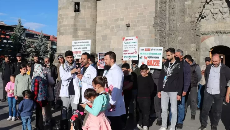 Sağlıkçılardan Gazze Protestosu